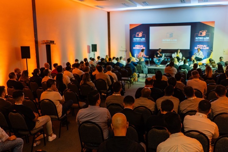 Estande da ZF na Intra-Log Expo South America 2024