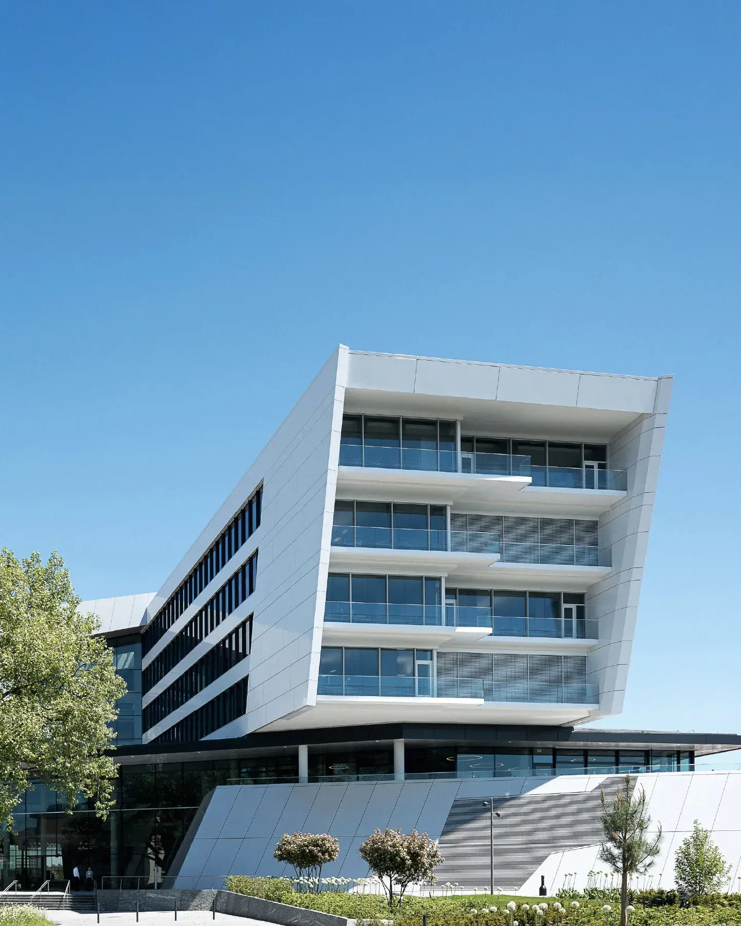 ZF_IMG_ZF-Forum-Company-Stage-2_1-Redux