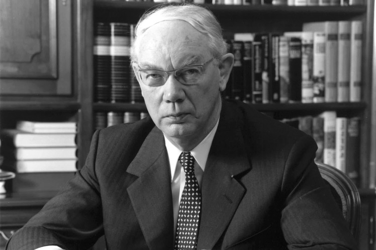 Historisches Portrait von Dr. Jürgen Ulderup.