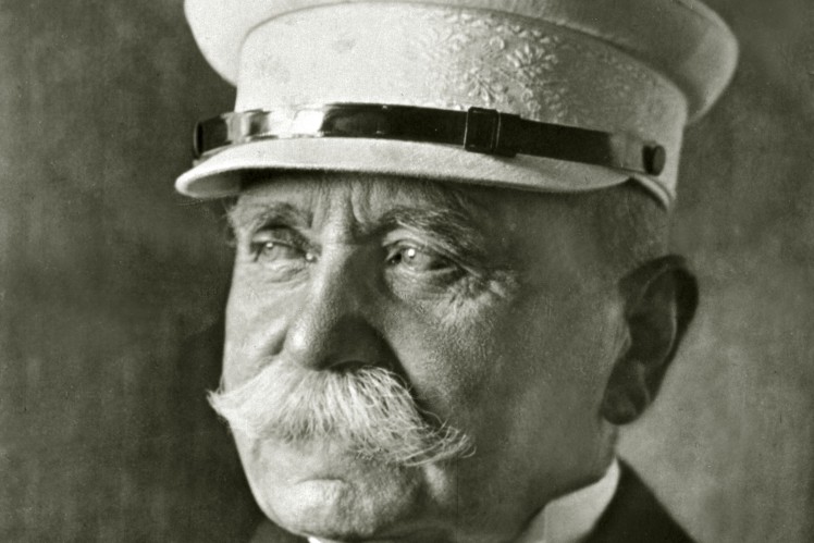 Historical portrait of Ferdinand Graf von Zeppelin