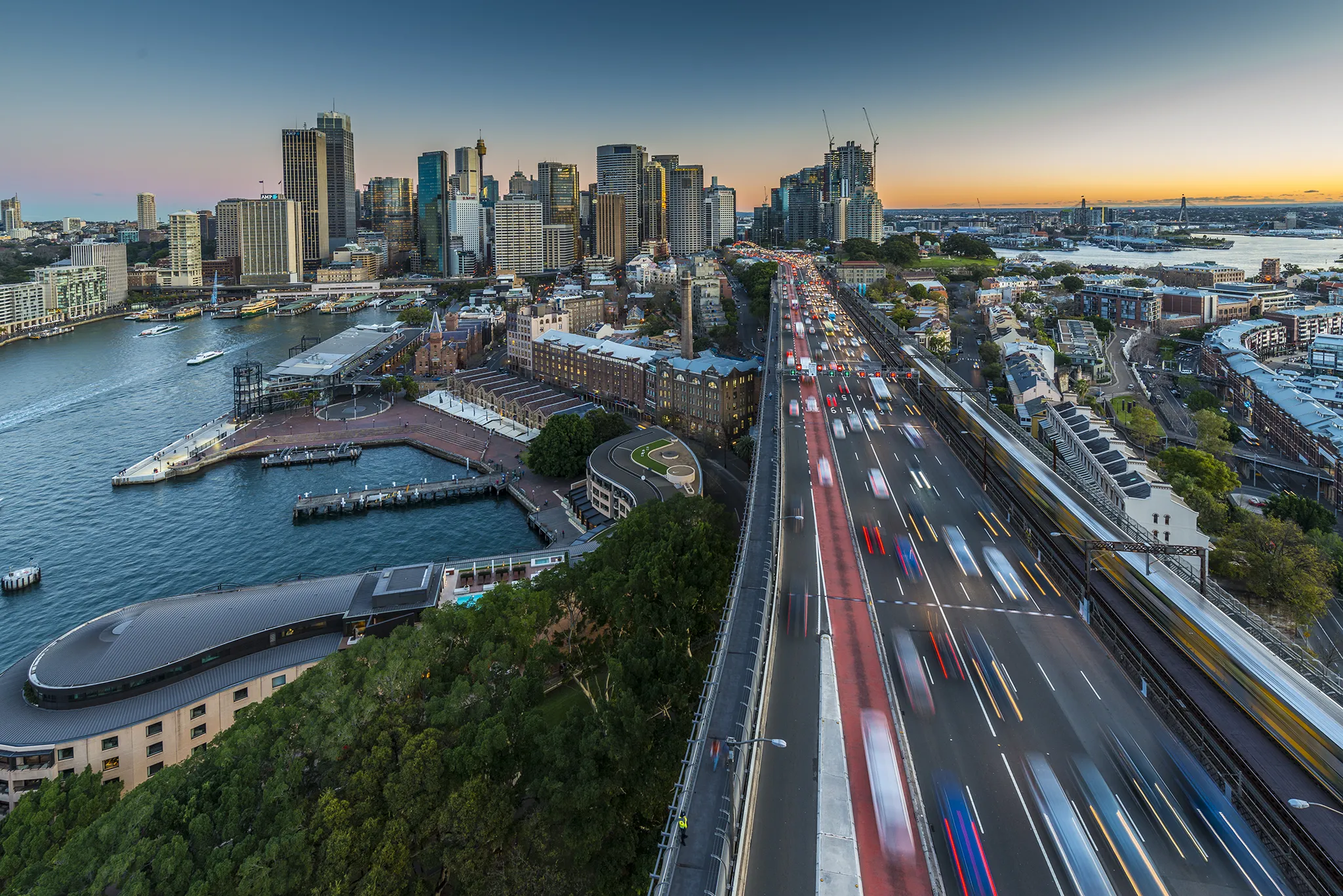 Produkte für Pkw. Produkte für Nutzfahrzeuge. Produkte für die Industrietechnik.