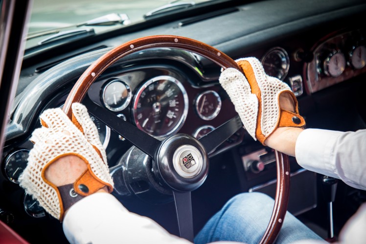 Gentlemen Driver: The noble cockpit of a DB6.
