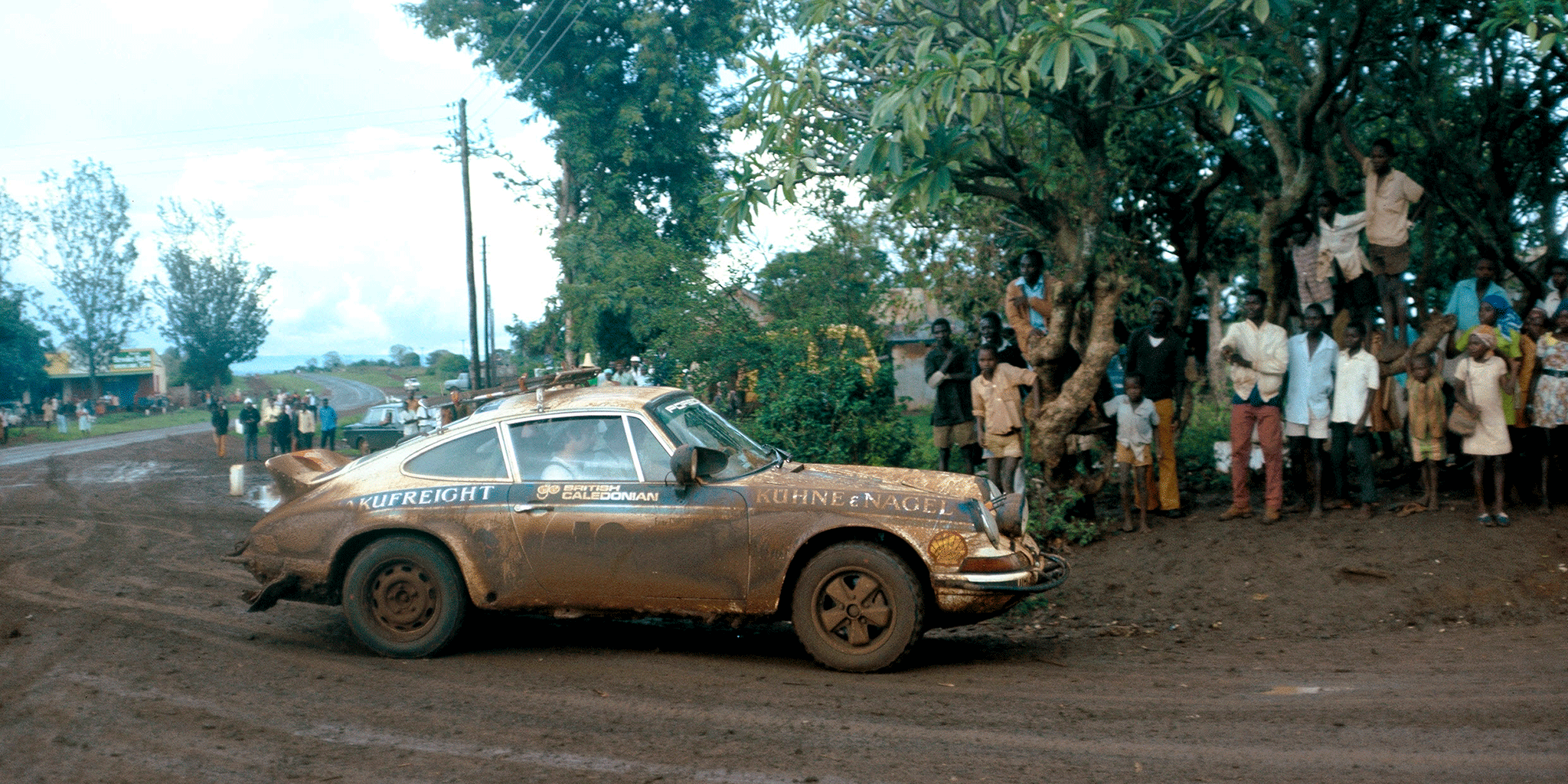 Die Rallyes in Afrika glichen manchmal einer Schlammschlacht 
