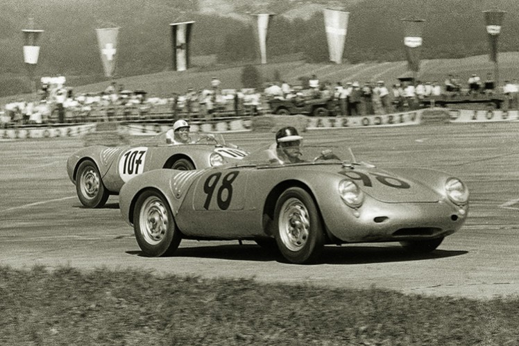 Der legendäre Typ 550 entwickelte sich zum Exportschlager nach USA. Er war mit Lenkung und Sperrdifferential von ZF sowie Kupplung und Stoßdämpfern von Fichtel & Sachs ausgestattet. 