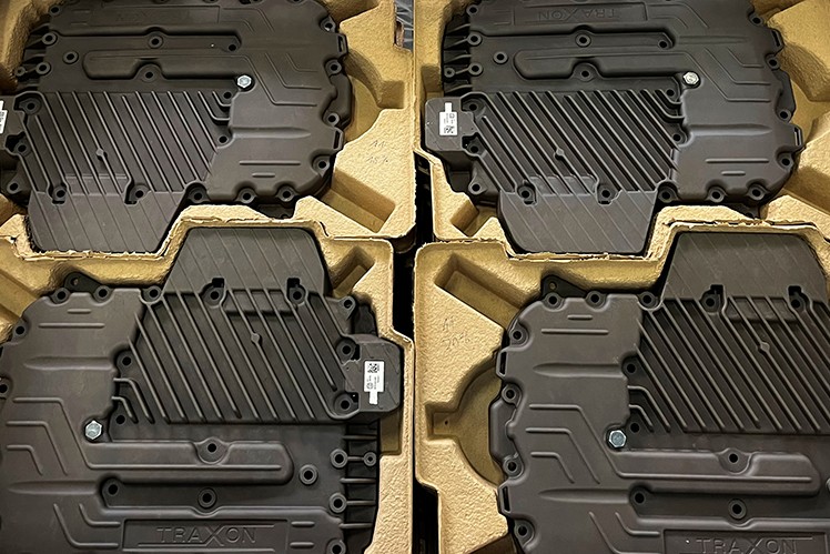 Manufactured from the more sustainable and even cheaper molded-pulp material made from recycled paper and reed grass, the carbon footprint per tray drops to a tenth of a PET equivalent. 