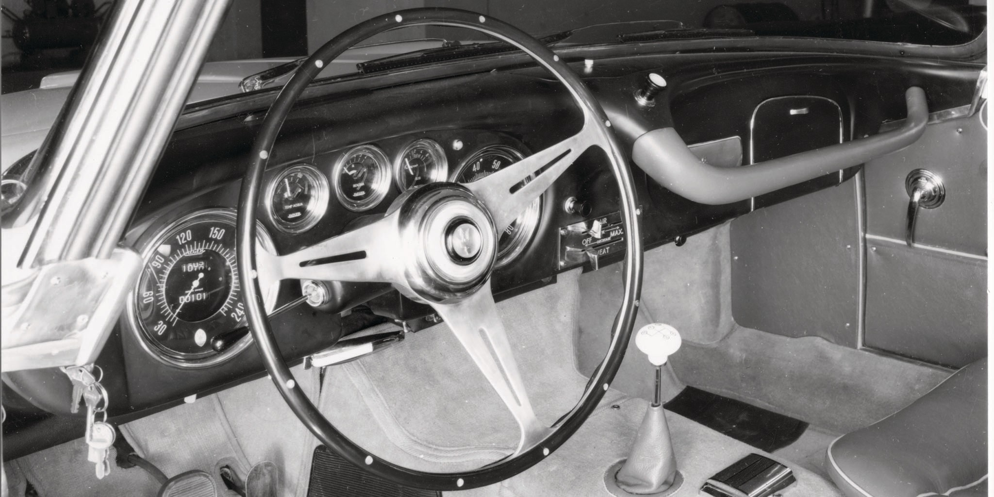 Pure elegance in the interior of a 3500 GT.