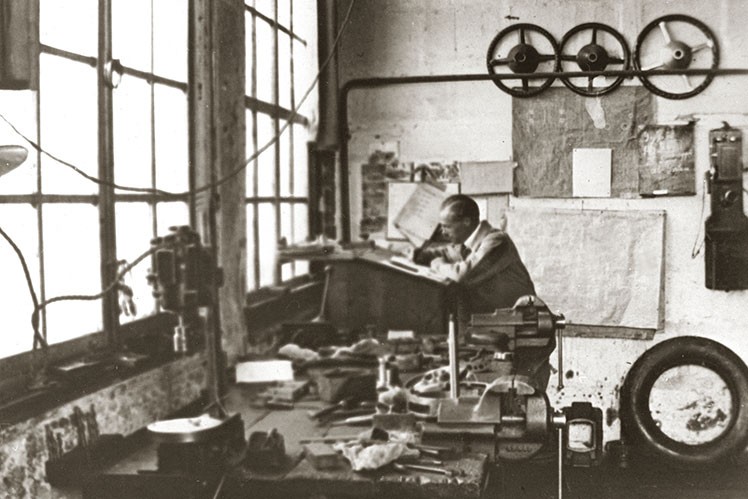 The first driving test workshop for research and development at ZF.