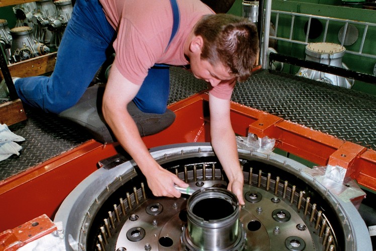 Arbeitsplatz bei ZF in Kassel.