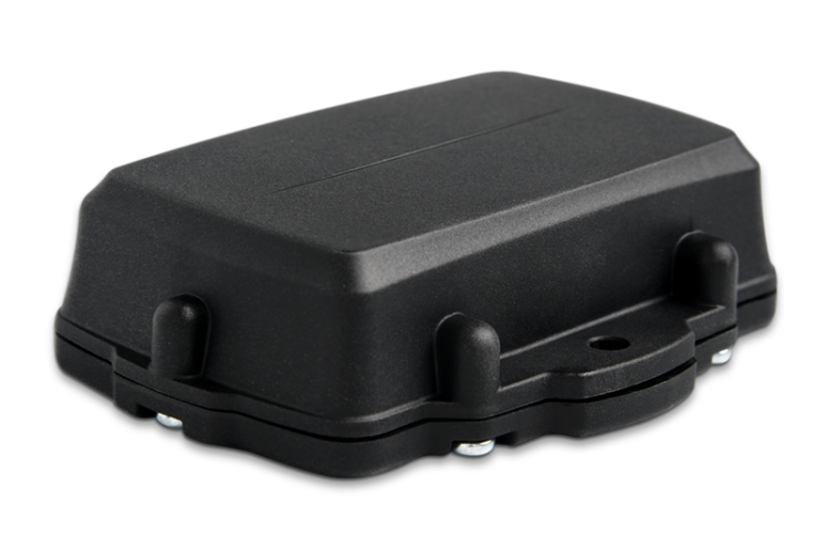 Robust battery GPS tracker for construction equipment with BLE scans