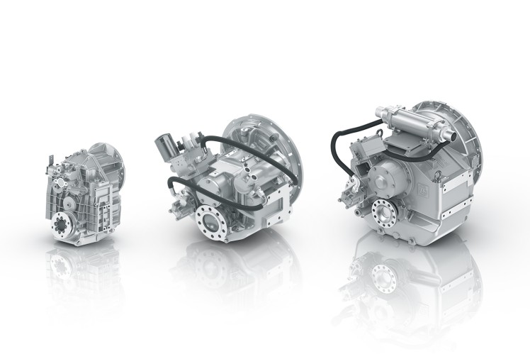 Several transmission for cruising boats from ZF.