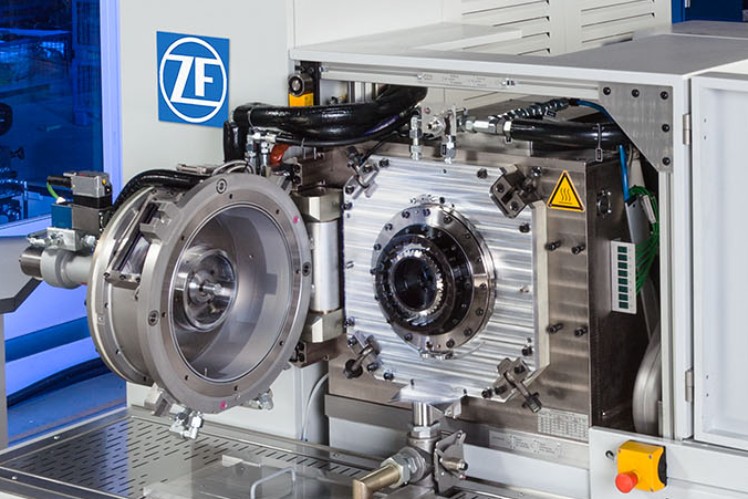 transmission component on a ZF test bench