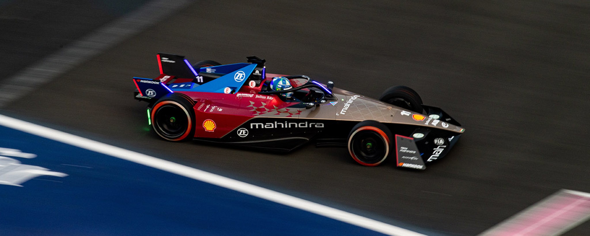 Mahindra pole position